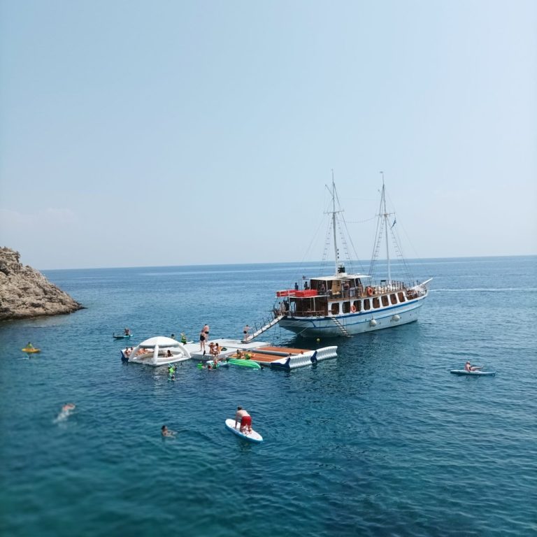 yacht_02